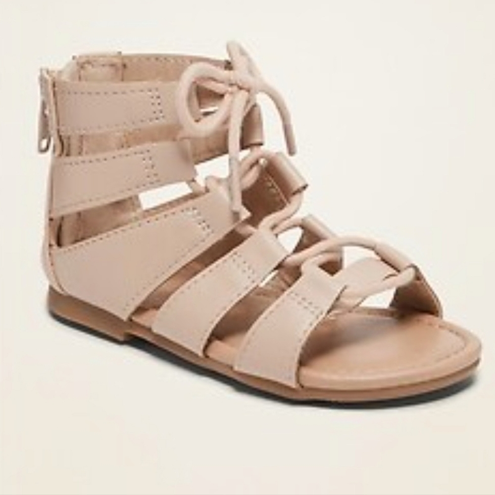 T7 Like New Gladiator Sandals